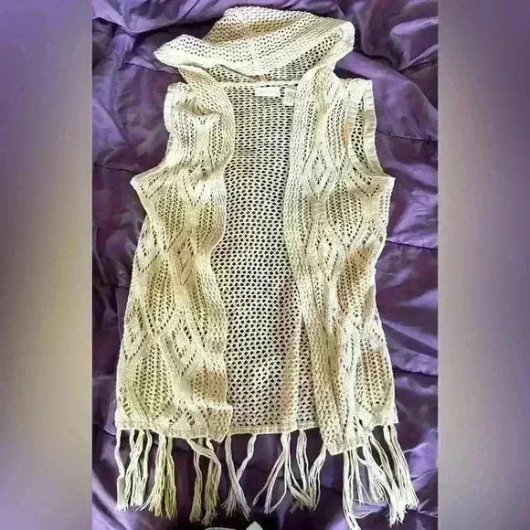 Stunning boho knit vest by  Full Tilt size medium beige - Picture 2 of 7